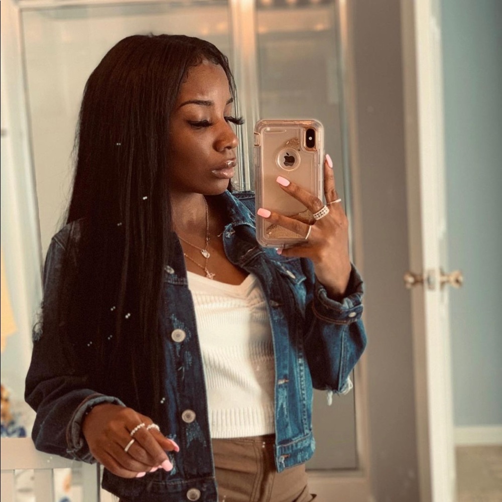 Meet your Posher, Briana